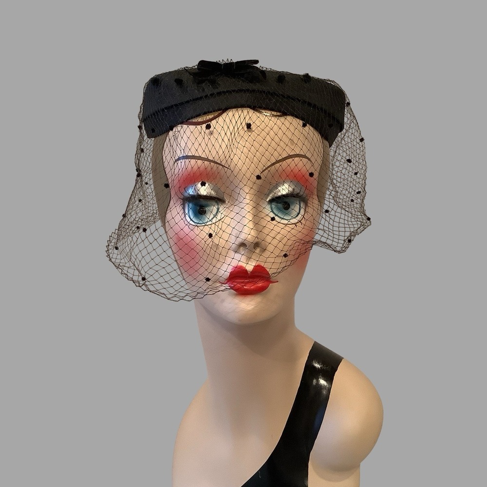 Vintage Women's Black Fascinator Hat With Black Bows And Face Net Polka Dots